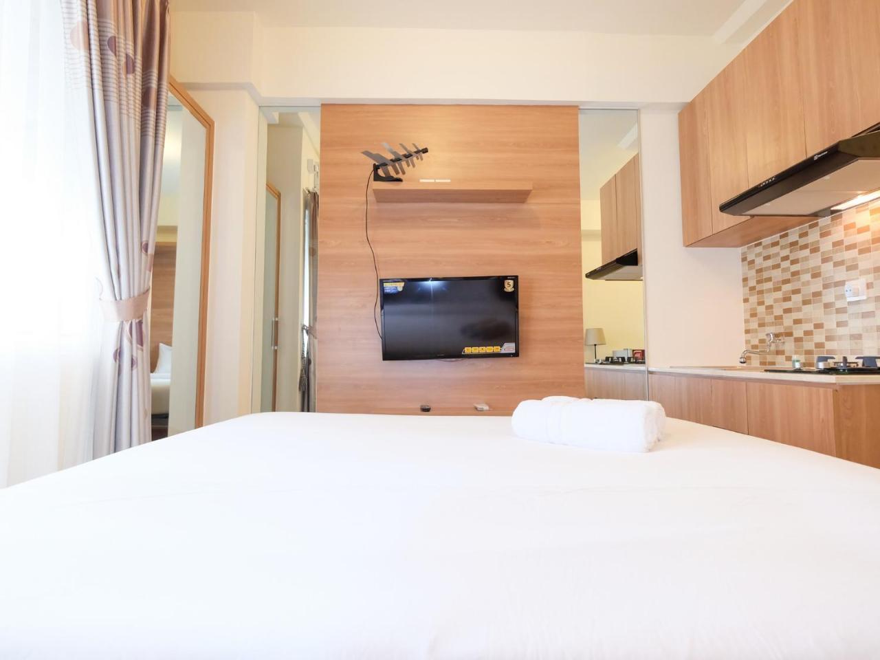 Modern Studio At Green Pramuka City Apartment Near To Shopping Center By Travelio Jakarta Exterior foto