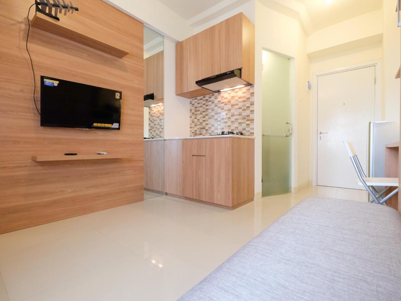 Modern Studio At Green Pramuka City Apartment Near To Shopping Center By Travelio Jakarta Exterior foto